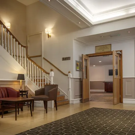 Ξενοδοχείο Hilton 4*