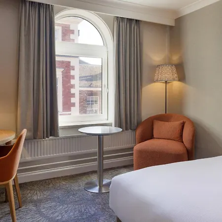 Hilton Hotel 4*