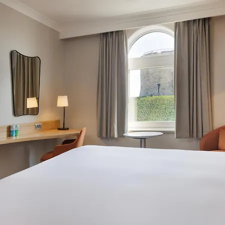 Hilton 4*