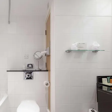 Hilton 4* יורק