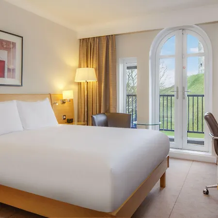 Hilton 4*
