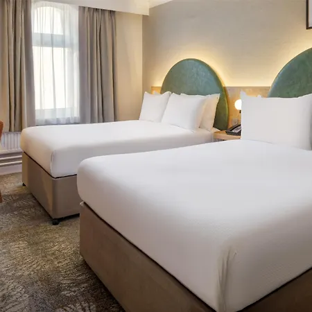 Hilton Hotel 4*