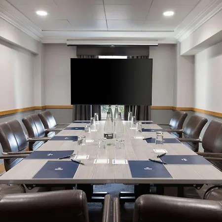 Ξενοδοχείο Hilton 4*