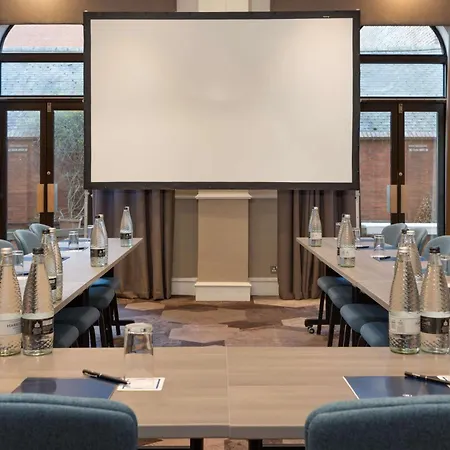 Hilton Ξενοδοχείο 4*