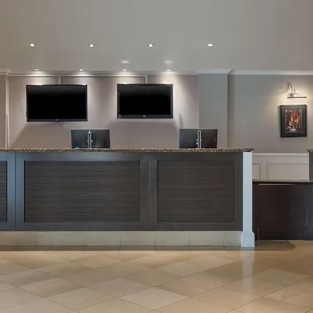 Hilton Ξενοδοχείο 4*
