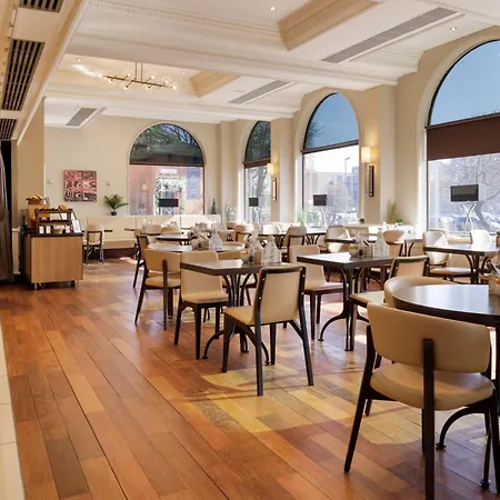 Ξενοδοχείο Hilton 4*