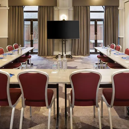 Hilton 4*