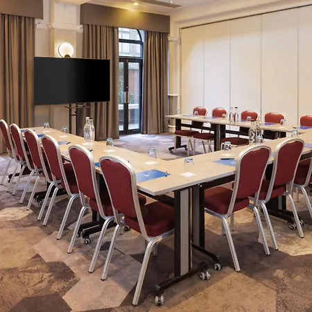Ξενοδοχείο Hilton